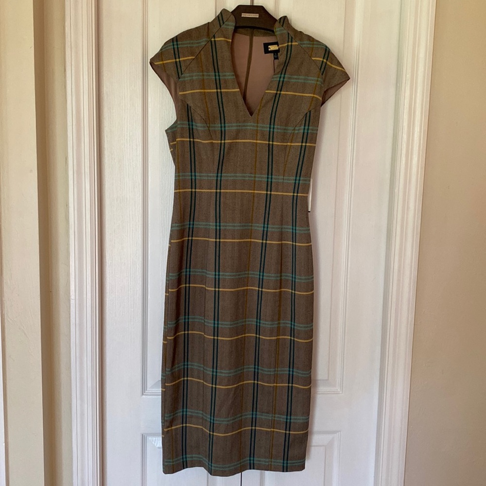 Alexia Admor plaid dress in size small. New with tags! Never worn.